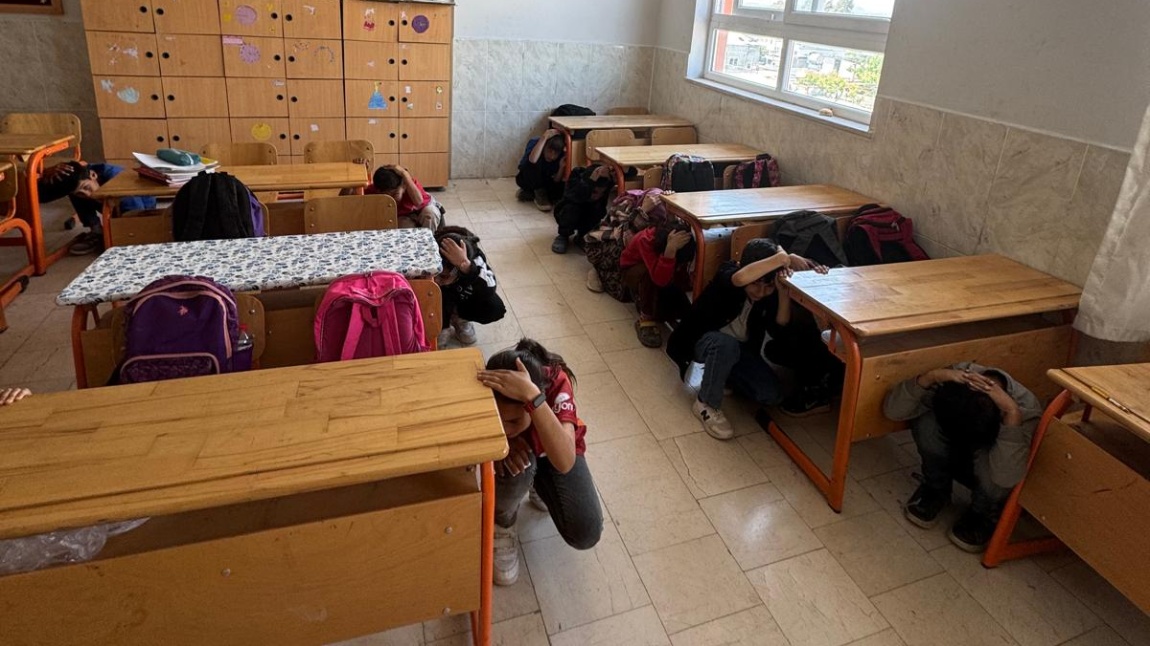 Okulumuzda Deprem Tatbikatı Gerçekleştirdik